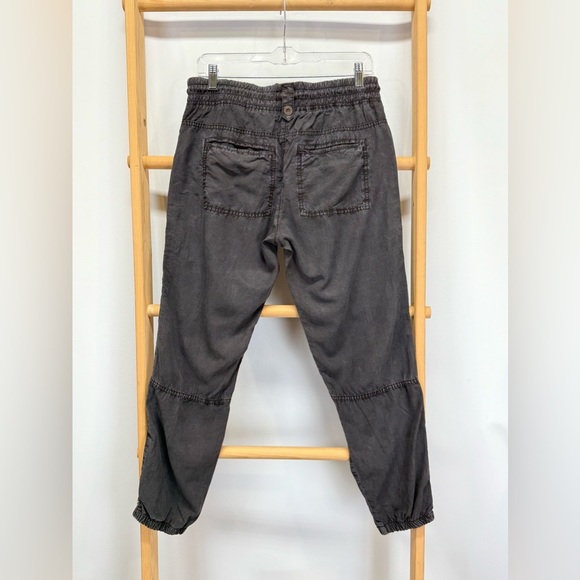 ANTHROPOLOGIE Black distressed BYRON joggers with embroidered side accent size M - Picture 9 of 14